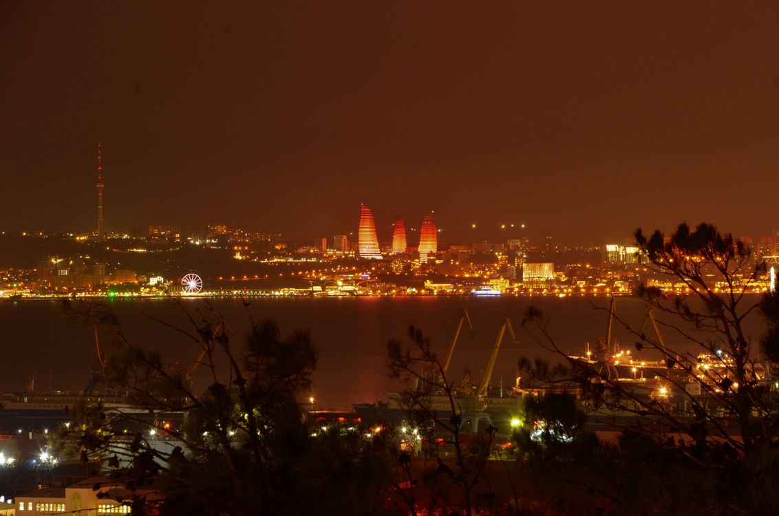 5 Day Baku Itinerary for 2026 (Old City, Flame Towers, Gobustan and Real Costs)